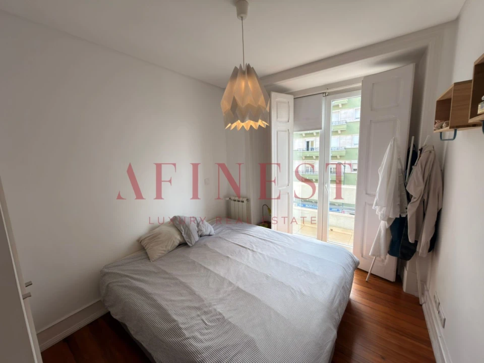 Apartamento T2 para Arrendamento em Areeiro Foto 17