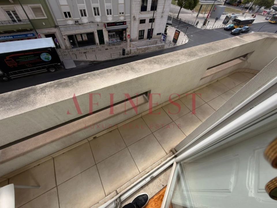 Apartamento T2 para Arrendamento em Areeiro Foto 18