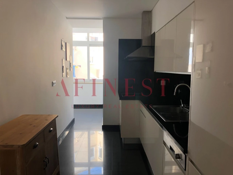 Apartamento T2 para Arrendamento em Areeiro Foto 14