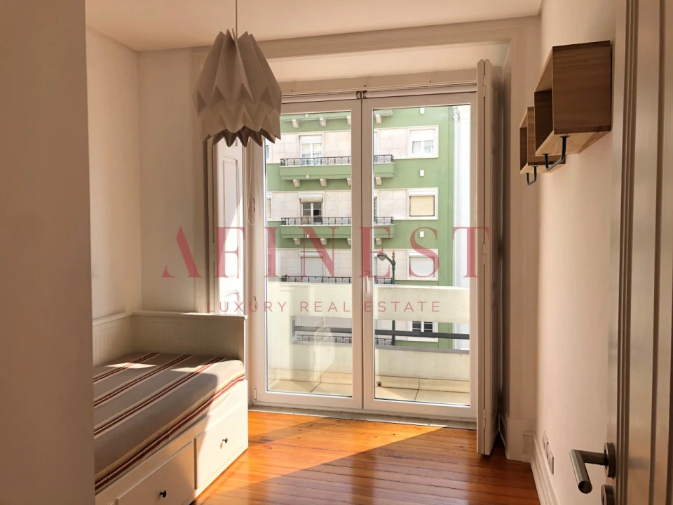 Apartamento T2 para Arrendamento em Areeiro Foto 37