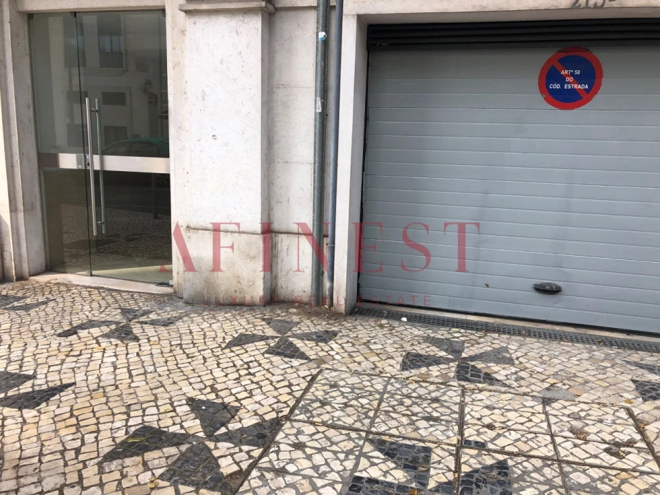 Apartamento T2 para Arrendamento em Areeiro Foto 41