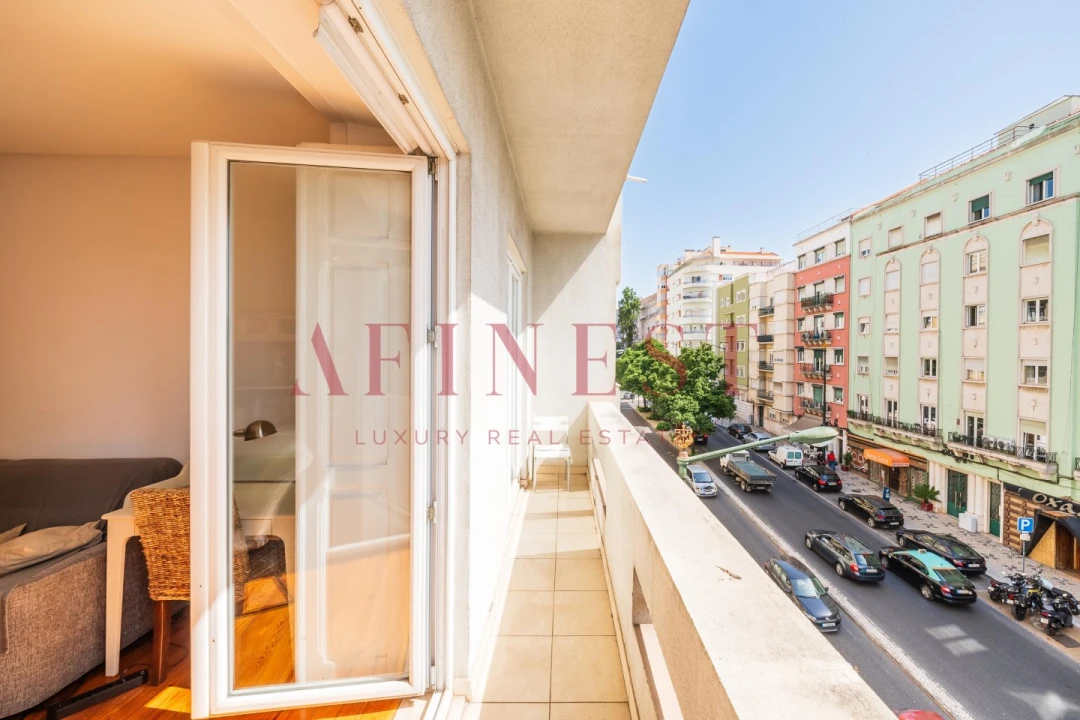 Apartamento T2 para Arrendamento em Areeiro Foto 1