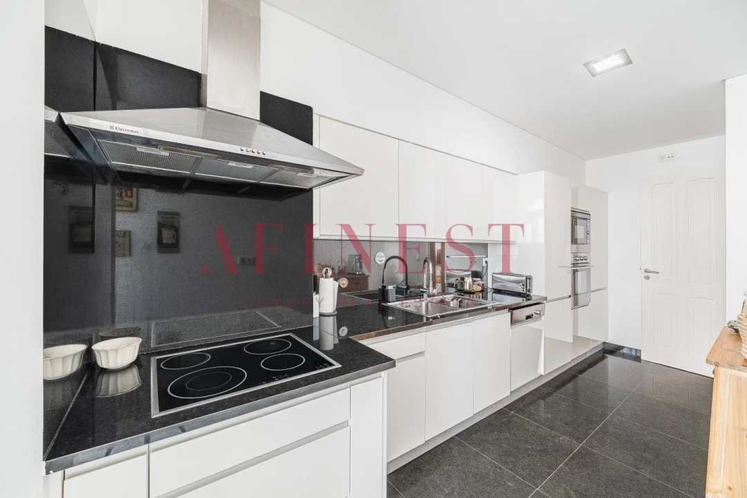 Apartamento T2 para Arrendamento em Areeiro Foto 7