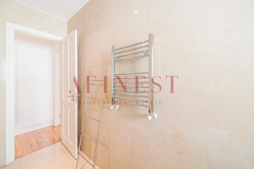 Apartamento T2 para Arrendamento em Areeiro Foto 28