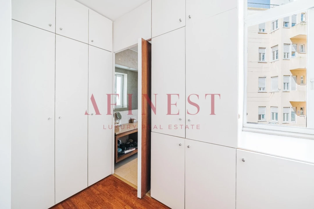 Apartamento T2 para Arrendamento em Areeiro Foto 37