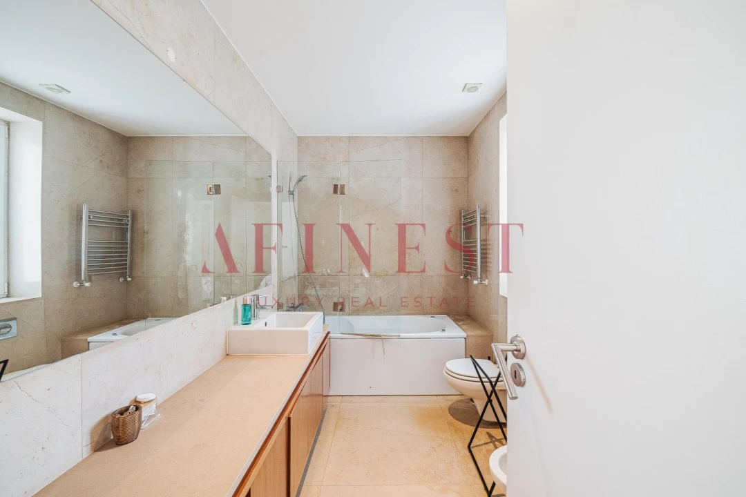 Apartamento T2 para Arrendamento em Areeiro Foto 38