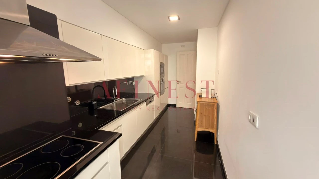 Apartamento T2 para Arrendamento em Areeiro Foto 6