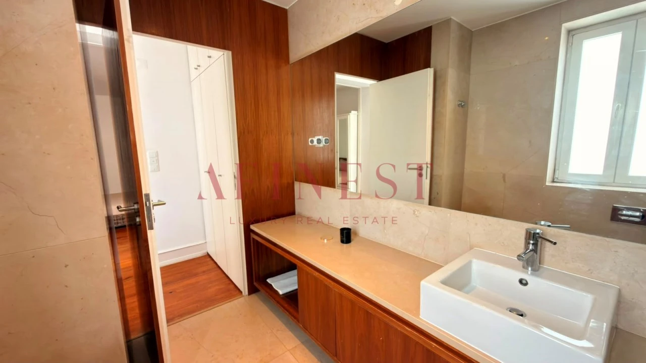 Apartamento T2 para Arrendamento em Areeiro Foto 40