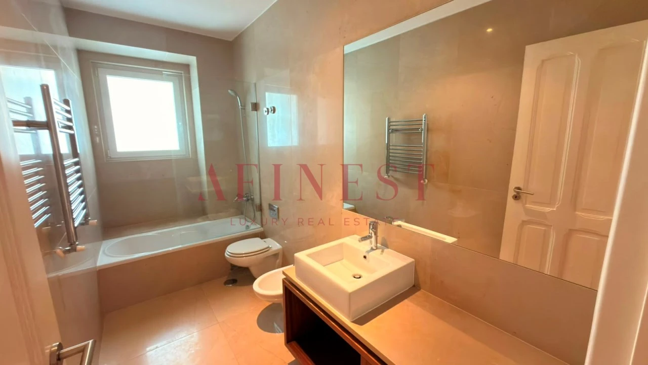 Apartamento T2 para Arrendamento em Areeiro Foto 42