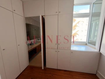 Apartamento T2 para Arrendamento em Areeiro