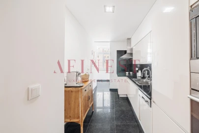 Apartamento T2 para Arrendamento em Areeiro