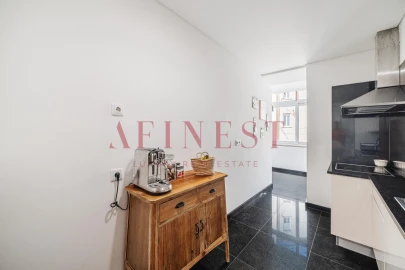 Apartamento T2 para Arrendamento em Areeiro