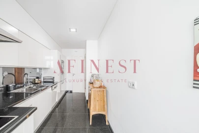 Apartamento T2 para Arrendamento em Areeiro