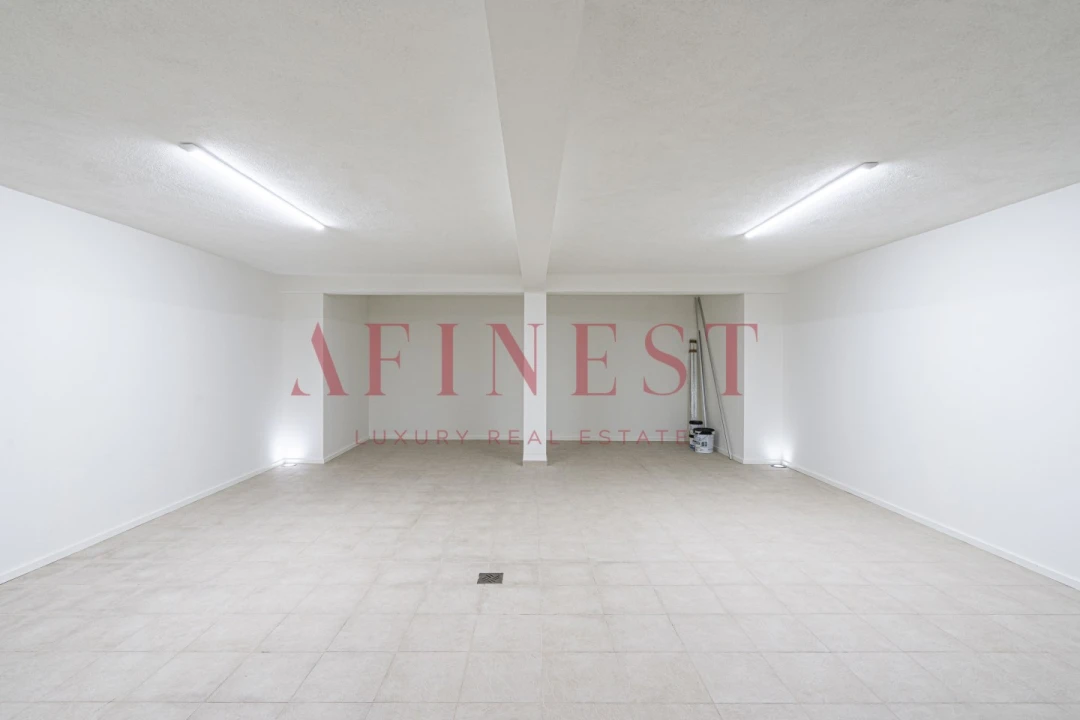 Moradia T4 para Arrendamento em Alcabideche Foto 13