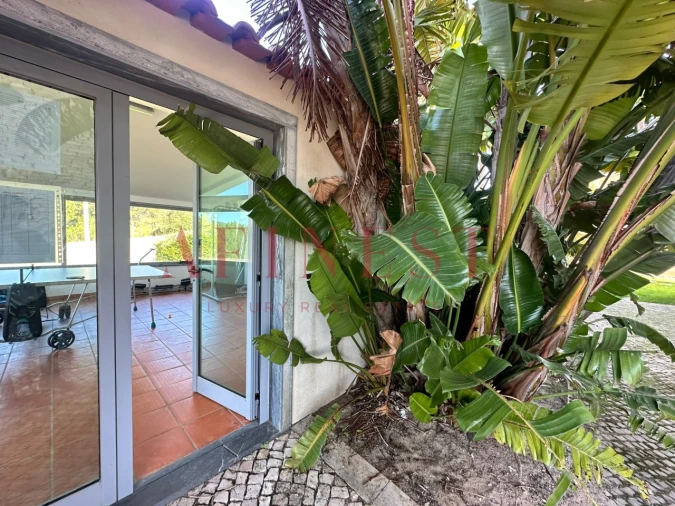 Moradia T4 para Arrendamento em Alcabideche Foto 10