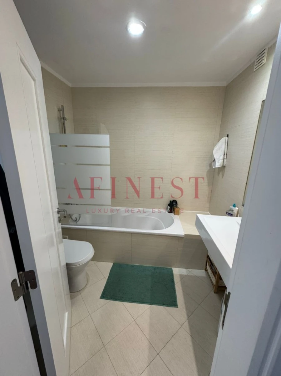 Moradia T4 para Arrendamento em Alcabideche Foto 21