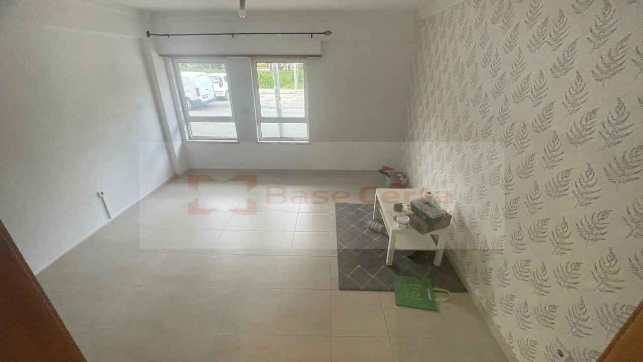 Apartamento T1 para Venda em Vialonga Foto 13