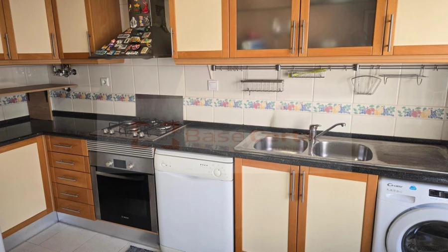Apartamento T1 para Venda em Vialonga Foto 6