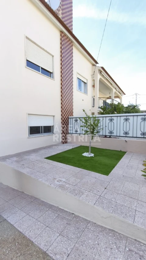 Moradia T3 para Venda em Quinta do Conde