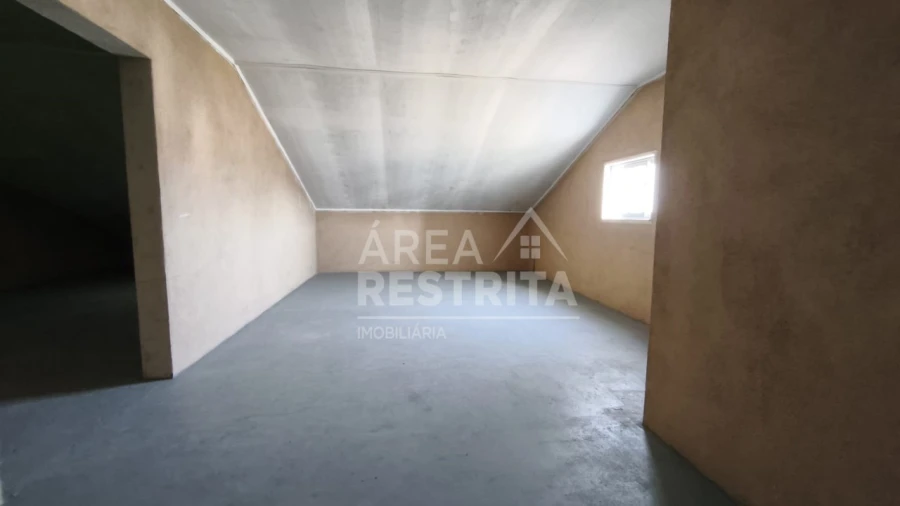 Moradia T3 para Venda em Quinta do Conde Foto 31