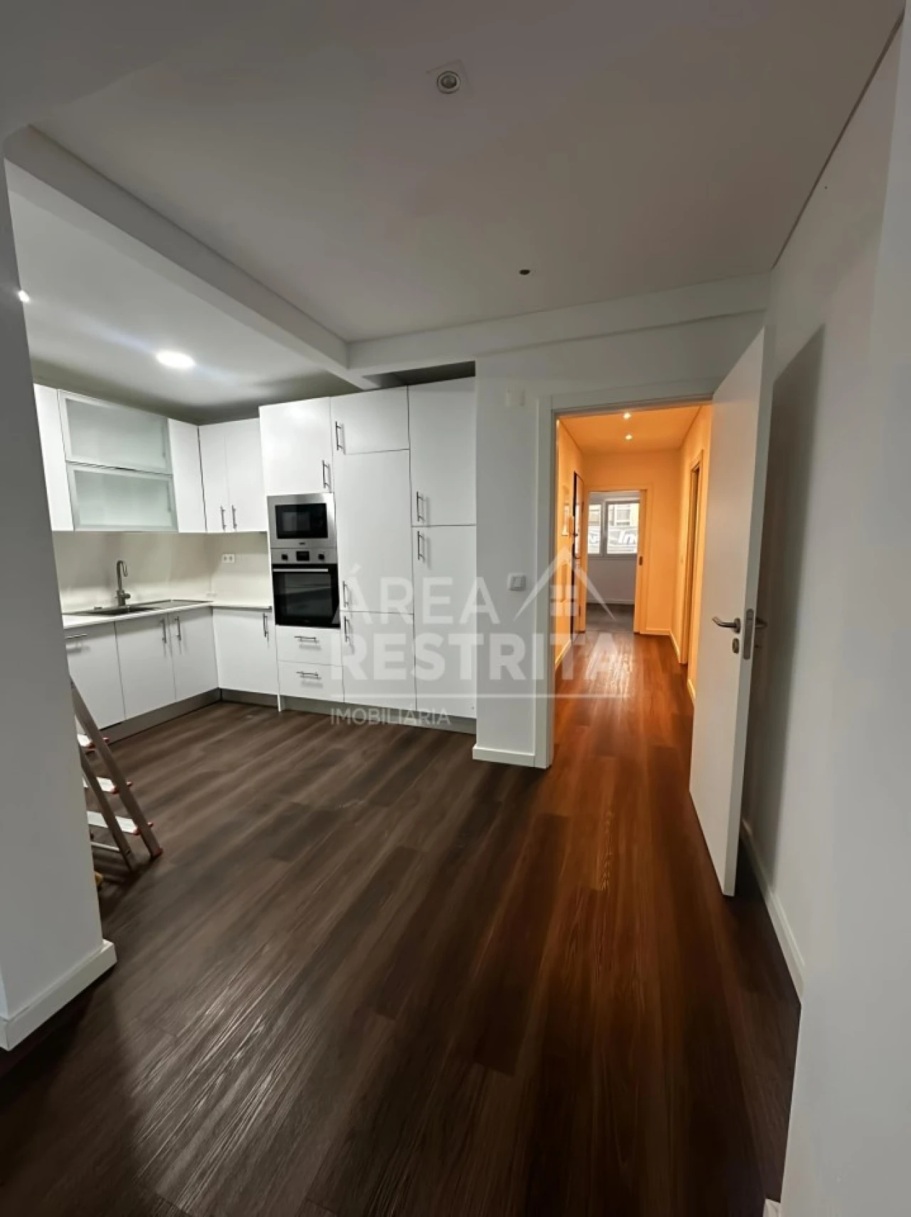 Apartamento T2 para Venda em Almada, Cova da Piedade, Pragal e Cacilhas Foto 4