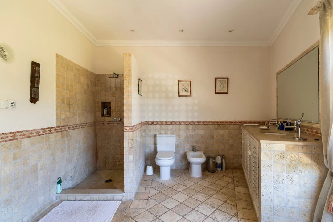 Moradia T3 para Venda em Querença, Tôr e Benafim Foto 22