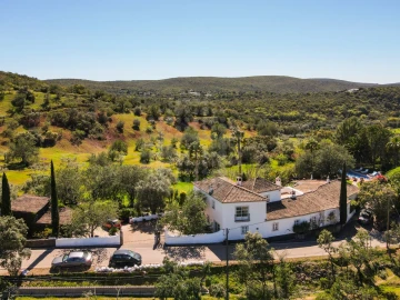 Moradia T3 para Venda em Querença, Tôr e Benafim