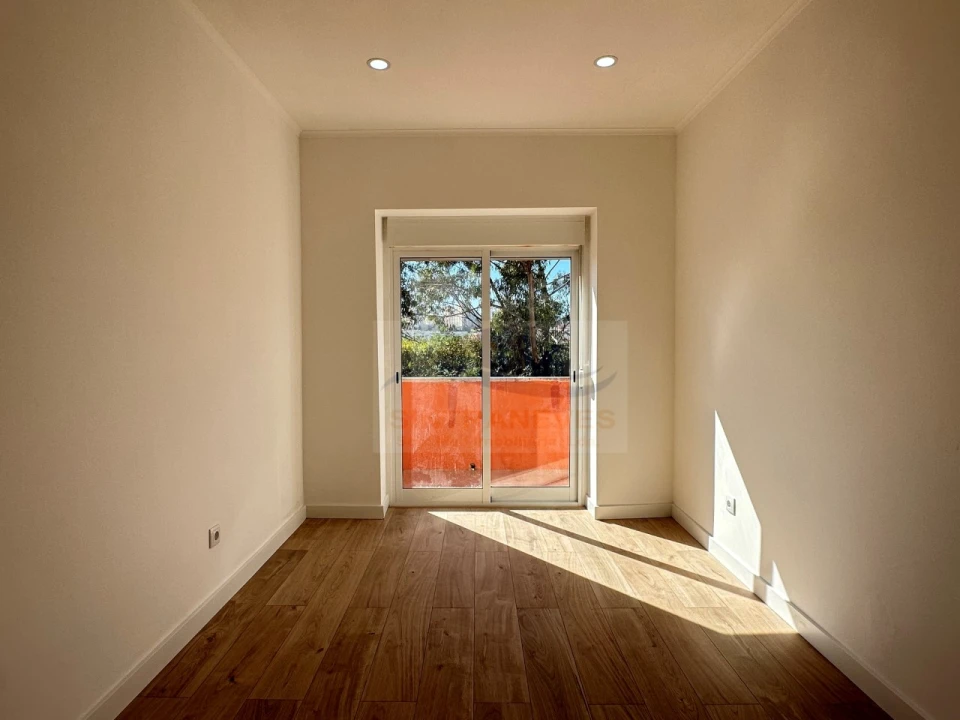 Apartamento T3 para Venda em Águas Livres Foto 22