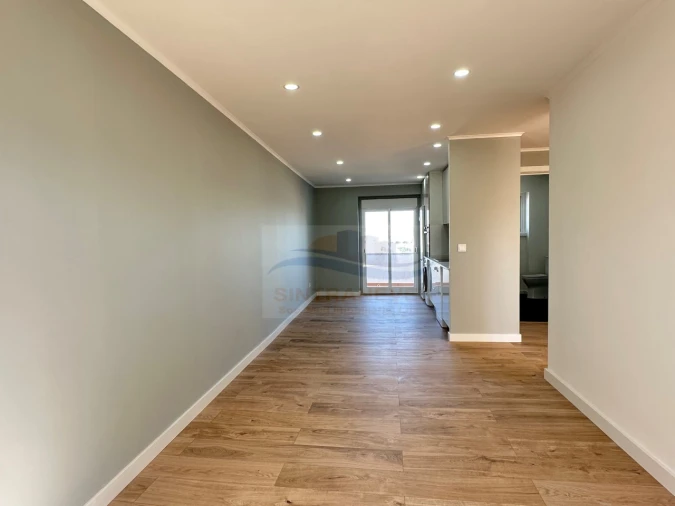 Apartamento T3 para Venda em Águas Livres Foto 10