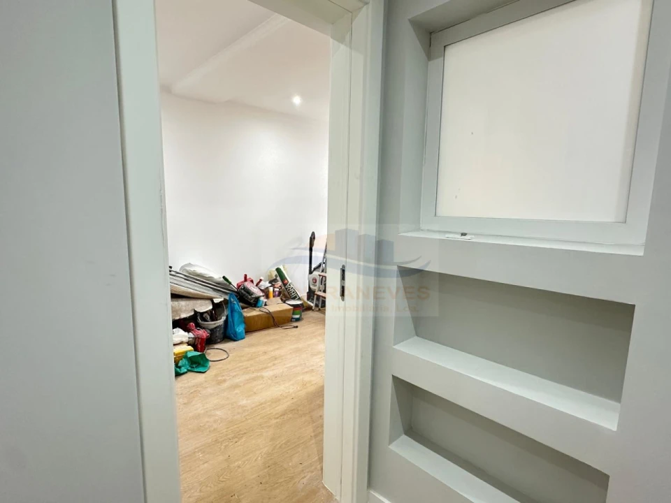 Apartamento T2 para Venda em Venteira Foto 4