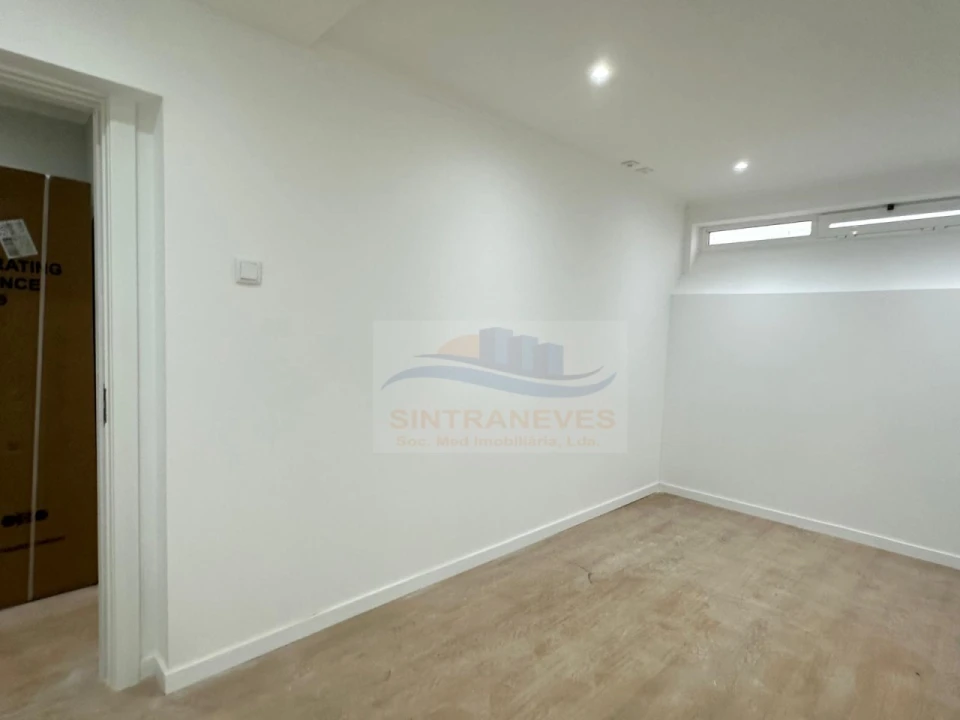 Apartamento T2 para Venda em Venteira Foto 10