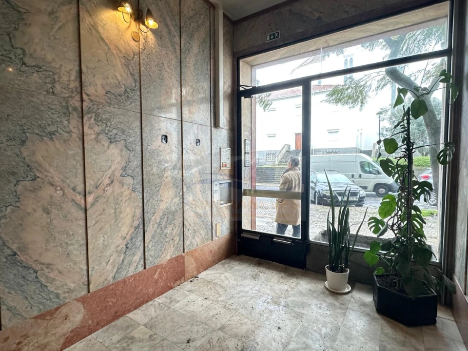 Apartamento T2 para Venda em Venteira Foto 19