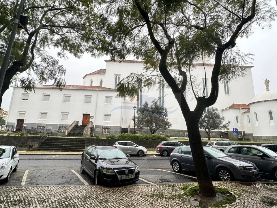 Apartamento T2 para Venda em Venteira Foto 20