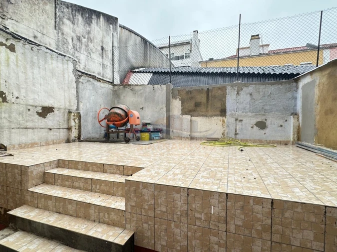 Apartamento T2 para Venda em Venteira Foto 17