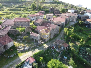Moradia T2 para Venda em Vila Chã (São João Baptista e Santiago)