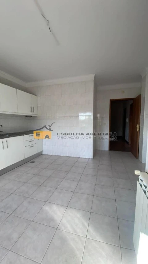 Apartamento T2 para Venda em Paço de Sousa