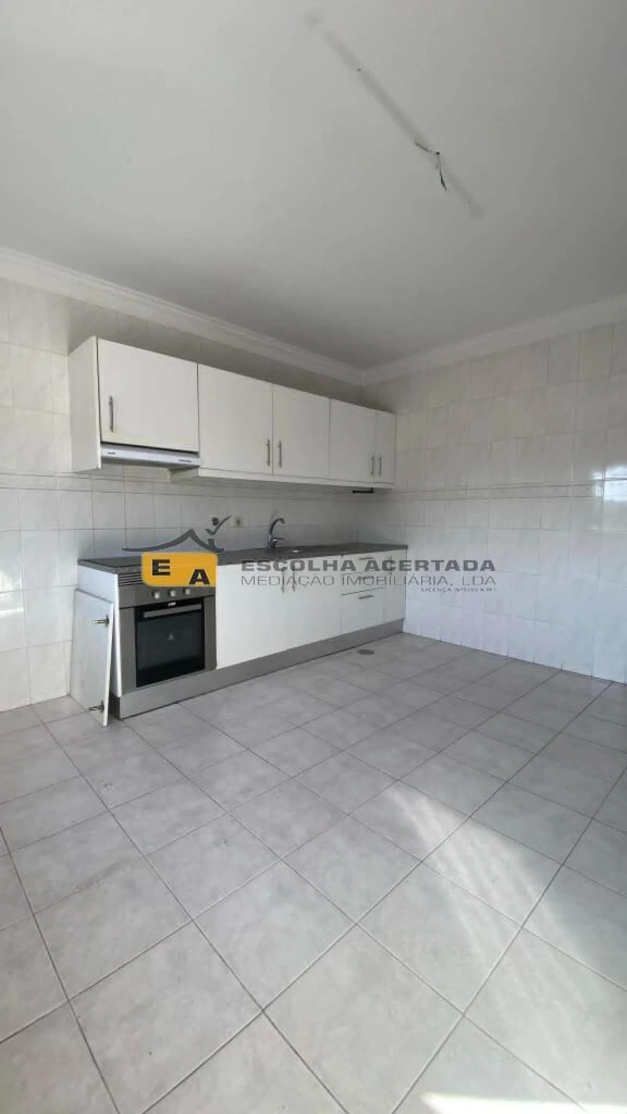 Apartamento T2 para Venda em Paço de Sousa Foto 2