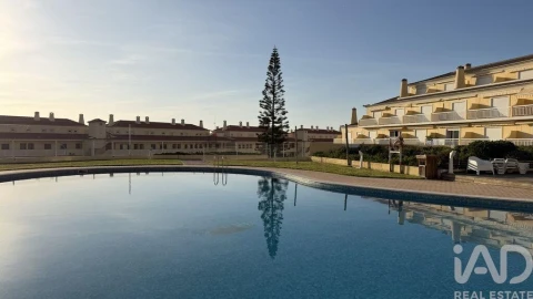 Apartamento T2 para Arrendamento em Ericeira