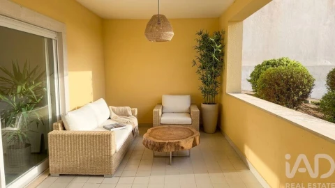 Apartamento T2 para Arrendamento em Ericeira