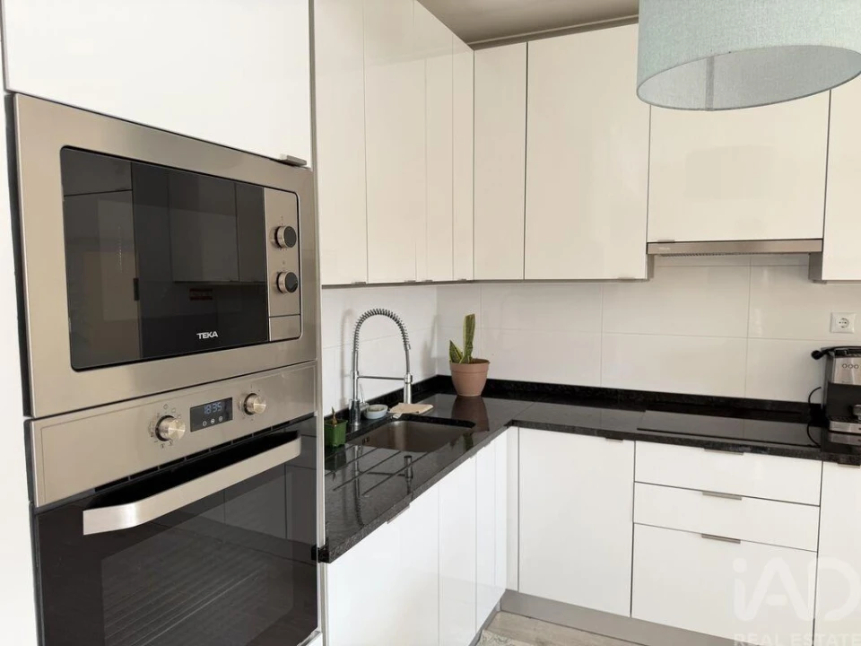 Apartamento T2 para Arrendamento em Ericeira Foto 8