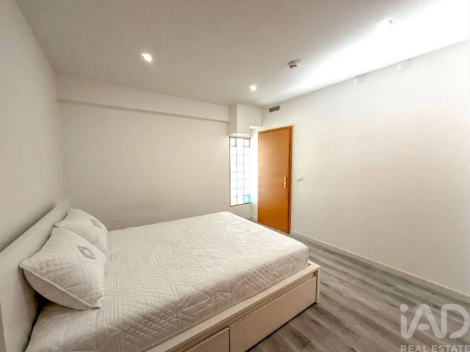 Apartamento T2 para Arrendamento em Ericeira Foto 9