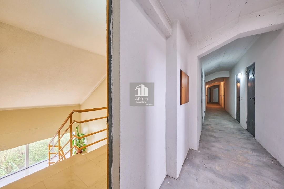 Apartamento T3 para Venda em Costa da Caparica Foto 24