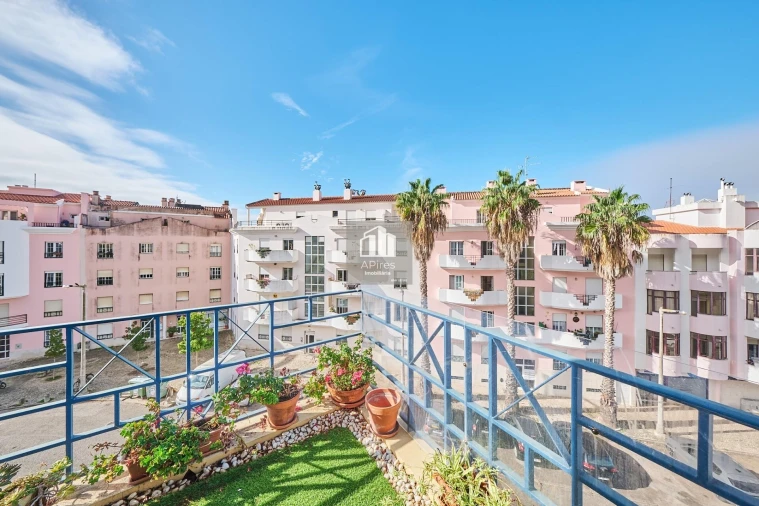 Apartamento T3 para Venda em Costa da Caparica Foto 9