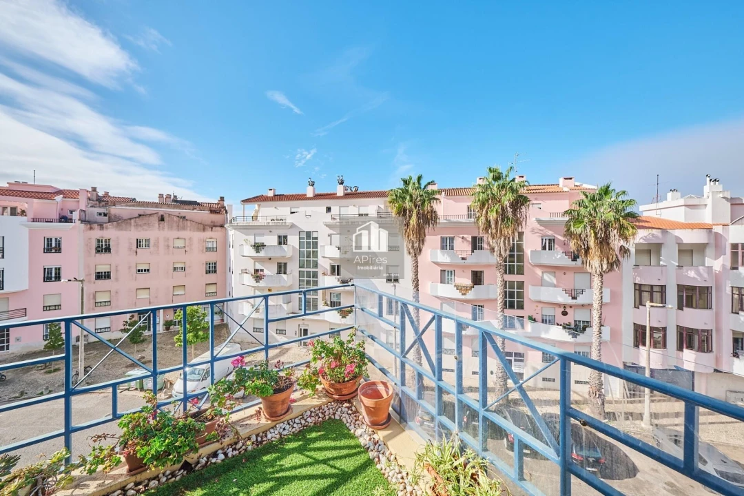 Apartamento T3 para Venda em Costa da Caparica Foto 9
