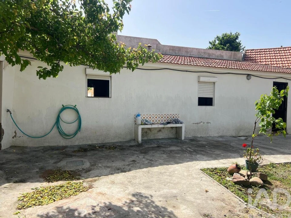 Moradia T2 para Venda em Lamas e Cercal Foto 1
