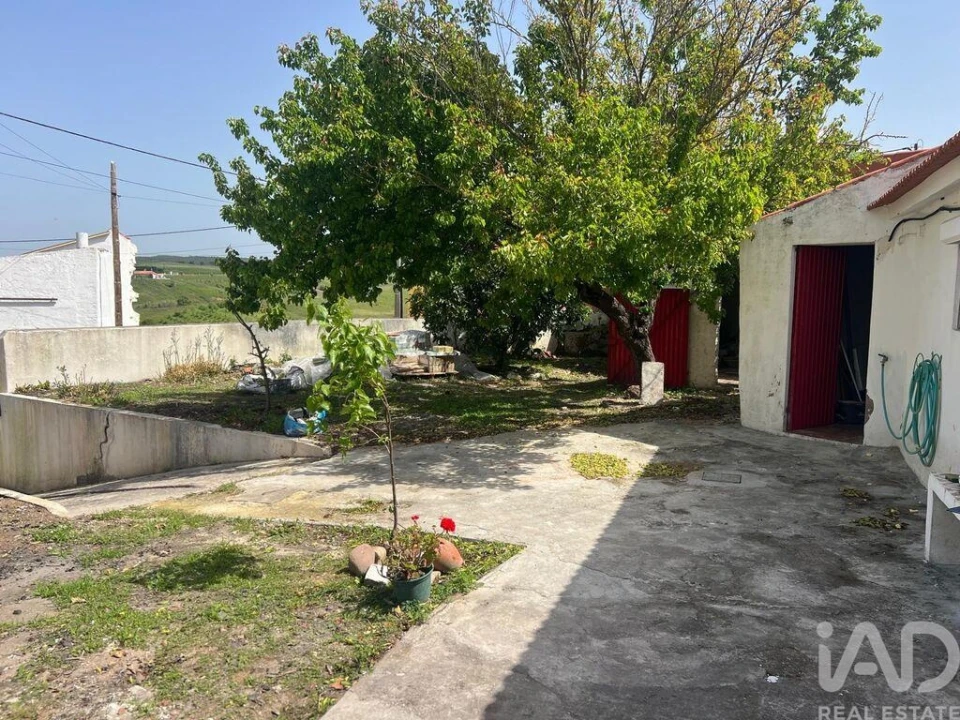 Moradia T2 para Venda em Lamas e Cercal Foto 27