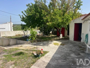 Moradia T2 para Venda em Lamas e Cercal