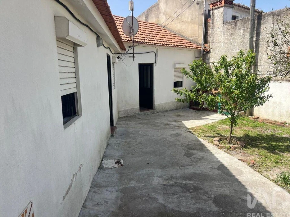 Moradia T2 para Venda em Lamas e Cercal Foto 39
