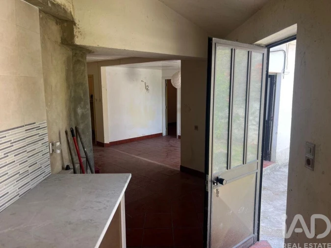Moradia T2 para Venda em Lamas e Cercal Foto 19
