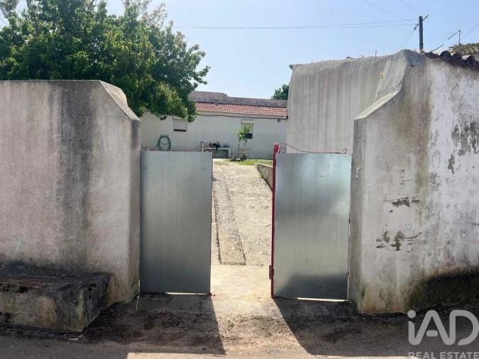 Moradia T2 para Venda em Lamas e Cercal Foto 34